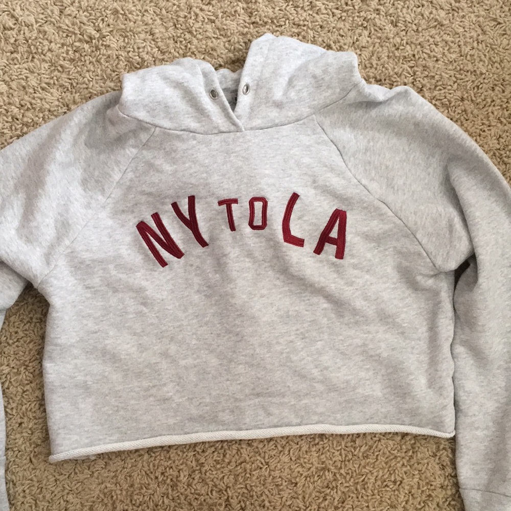Cropped hoodie